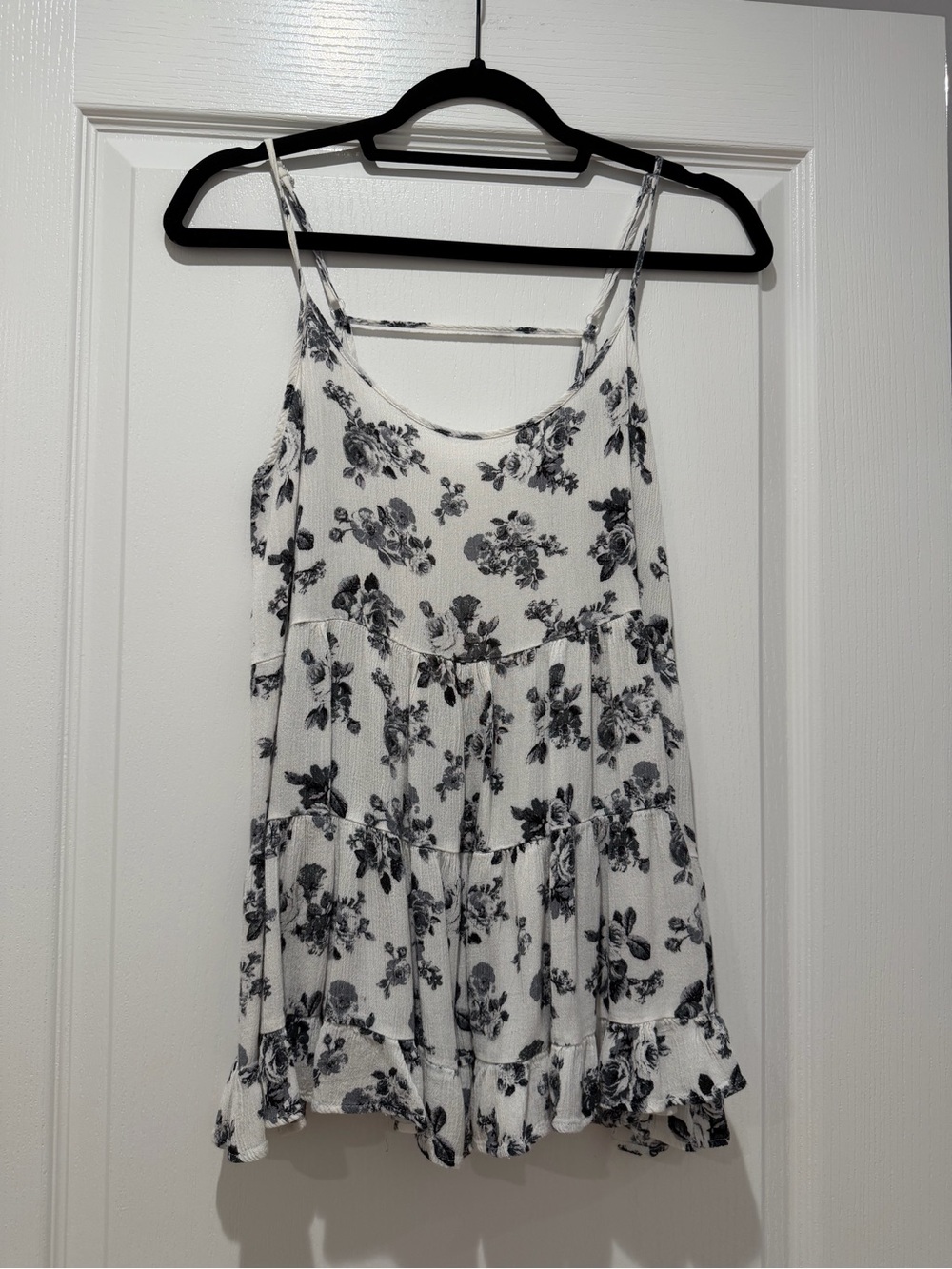 Miley and Molly Floral Spaghetti Strap Open Back Dress Size S